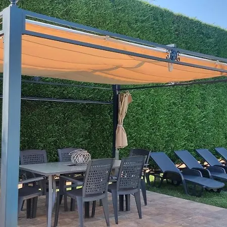 Semesterbostad Casa Jardin *