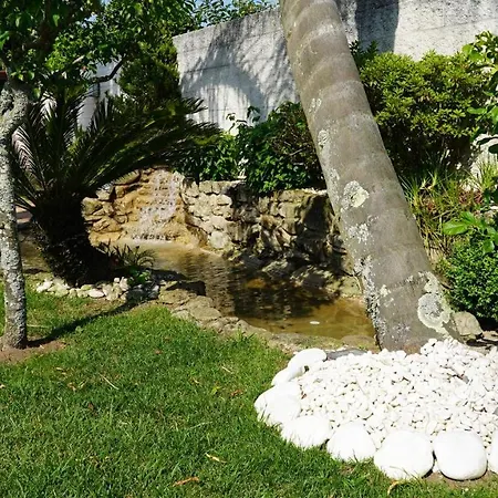 Casa Jardin Semesterbostad Vilagarcia de Arousa